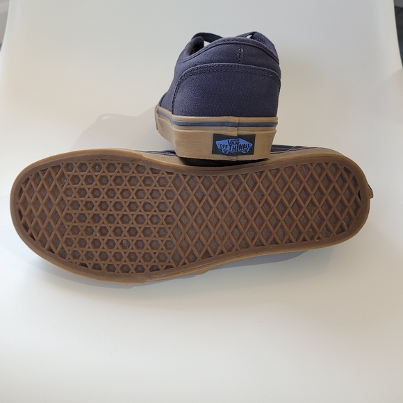 SHOES 2/$40 Vans Old Skool - Picture 3 of 5